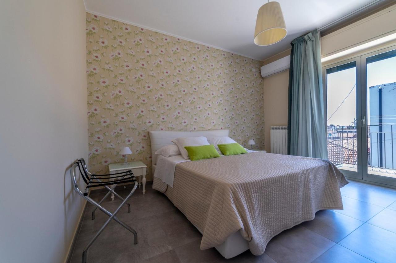 B&B Attico 160 Katanya Dış mekan fotoğraf